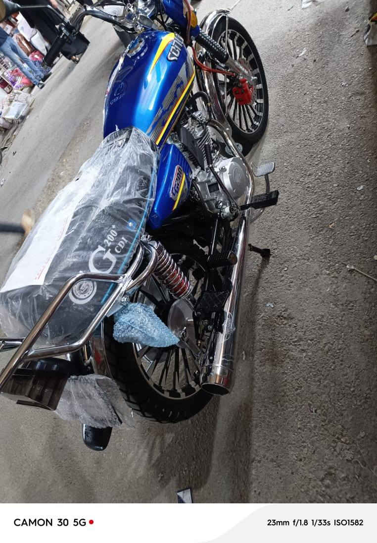 السلام عليكم دراجه 25 للبيع وترهم مراوس  وهذا رقم التليفون والخاص مفتوح ***********  200 ماشيه 3000
