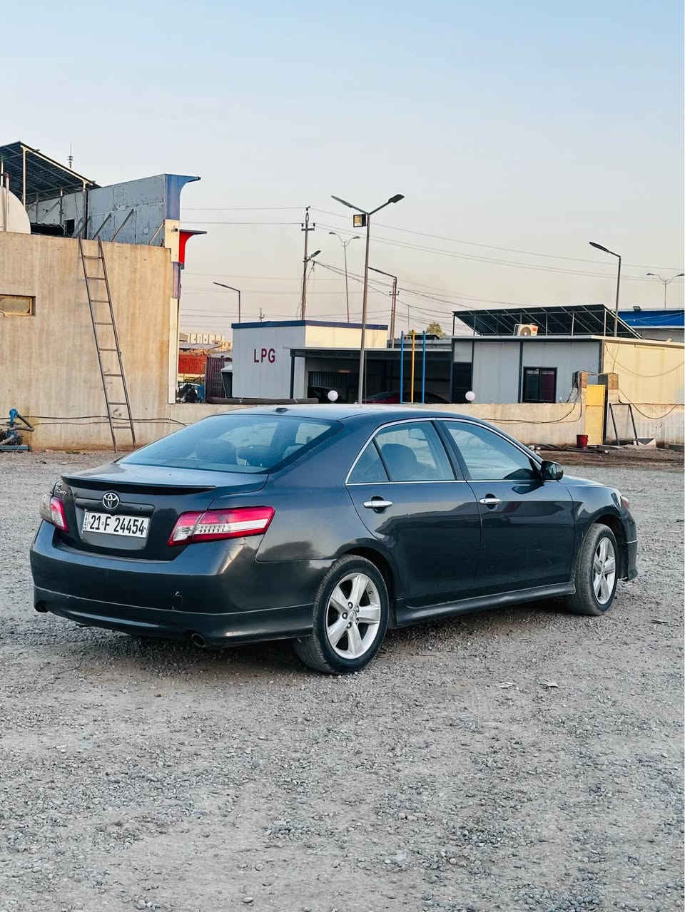كاميري امريكي
موديل٢٠١١
گير تؤماتيك گير و مه كينه و ته بردي تحويل واكاله غرامه هه ر هه مووي به شه رت ده عامي لؤ ده عامي به شه رت چوار تايه ويلي نوي له سه ره كاره باي كامل ئش ده كا نوقساني تيدا نييه ناوي له ده ري جوانتره له رسم كووه له رووبه روو جوانتره سياره كه جه هيزه ديناره ك مه سرووفي نييه شاشه ئه يپاته ره قه م نويه سئ چوار پارجه ي هه يه سه نه وي شتي هه مووي نويه ١٧٠هه زاريش غرامه ي له سه ره پاش محمالي ده گرينه وه له هه وليرم ٨٣ماجاليكي زؤر كه م له هه وليرم موشته ري خزماتت ده كه م أربيل, العراق


**إذا كنت صاحب هذا الإعلان وتريد حذفه لأي سبب، رجاءا أرسل رسالة إلى الدعم الفني**