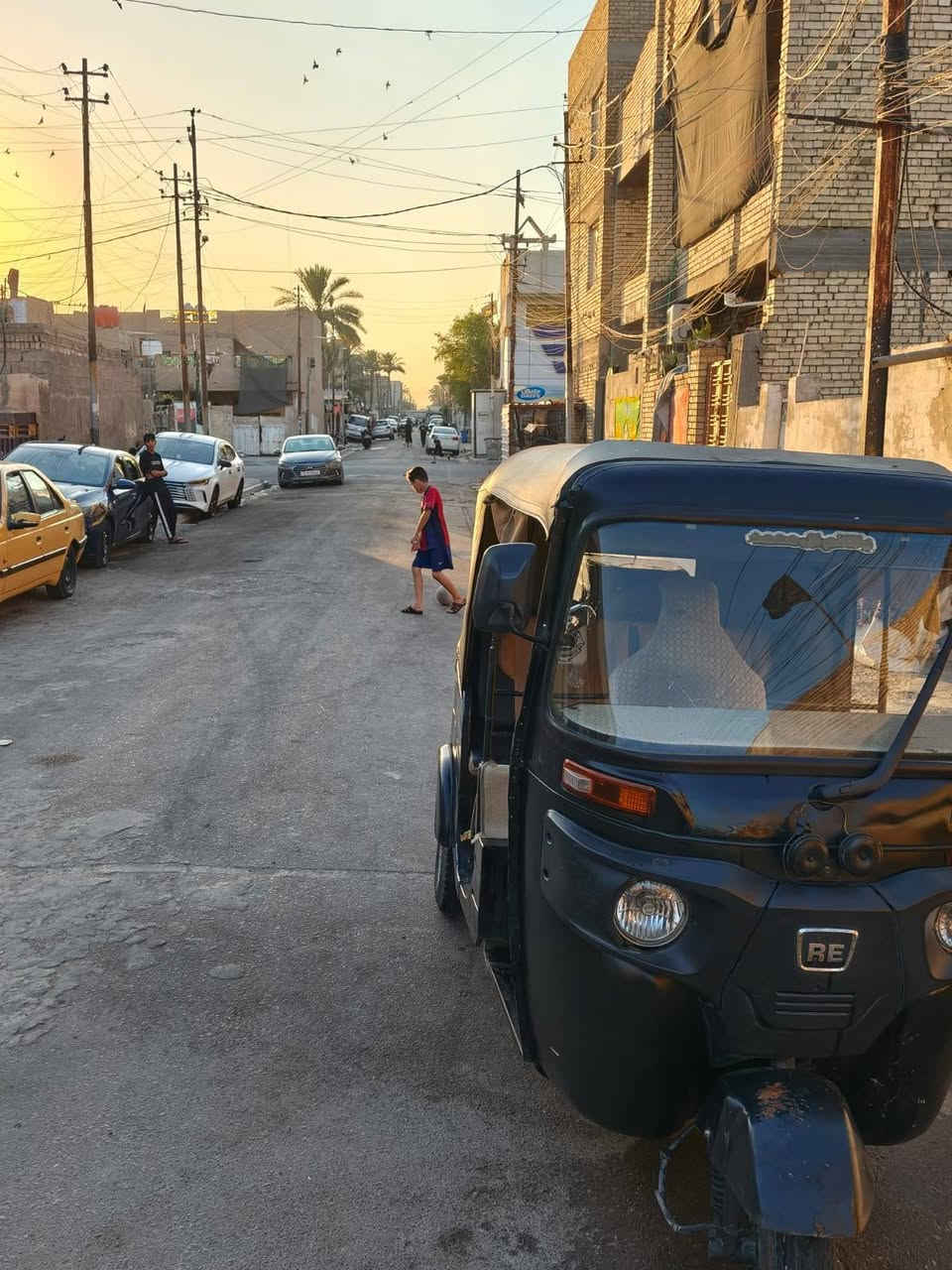 ك 17 معمره مابيهه قطره خياس تكتك مرقمه بيهه لوحات بس سنويه محتركه سعرهه 3/500 مكاني مدينه الصدر ***********
