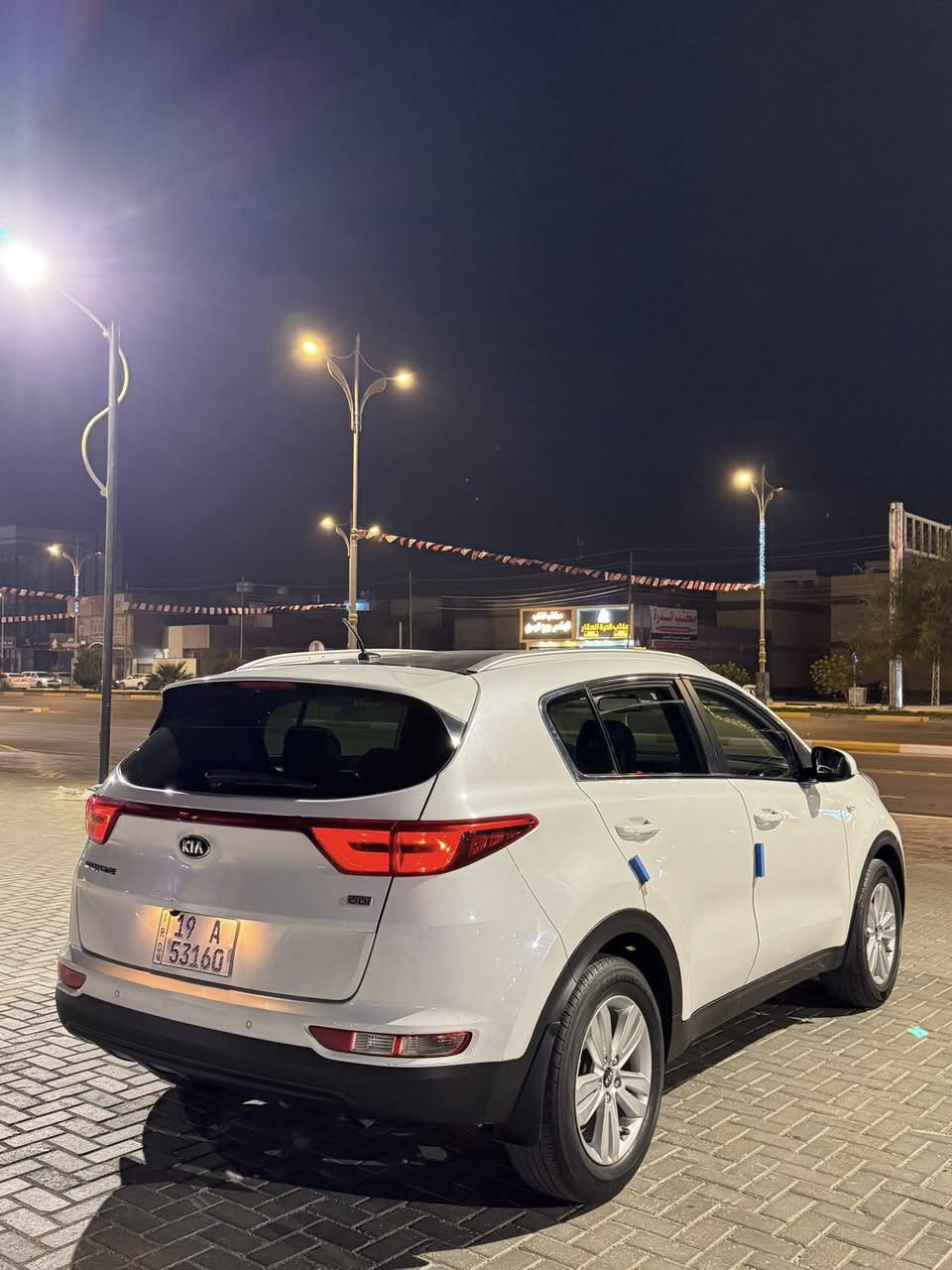السلام عليكم
للبيع كيا سبوتج 2017خليجي 
السعر 159
لون ابيضّ رقم كربلاء أب اسمي تحويل مباش
مكفوله صبغ أو تبديل بيه فقط بارد أب مكانين اصغار 
مواصفات السياره 
بانوراما. قطعتين تبريد لد خلفي و لايت ضبابي عدسه إماميه كأمره حساس خلفي محرك gdiبحاله جيده إشاره بل جاملغ  داخل مخمل مغلف جلد شغل درجه أوله شاشه صغيره أو بيه بلوتوث  السياره حلوه أو نضيفه او كلشي ما عايزه 
السعر 159
مكان كربلاء 
للسفسار اكثر ***********
