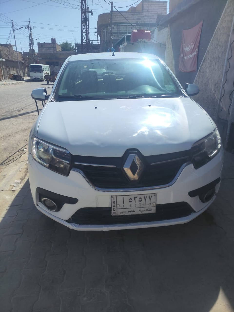 سلام عليكم رينو سنبل 19 حره رقم قادسيه راعيها الشرعي بلبصره تحويل بيها مدكر مصبوغ جماليه مابيها ضربه السعر 74 عنوان خمسميل قرب ساحه الصلاة ***********
