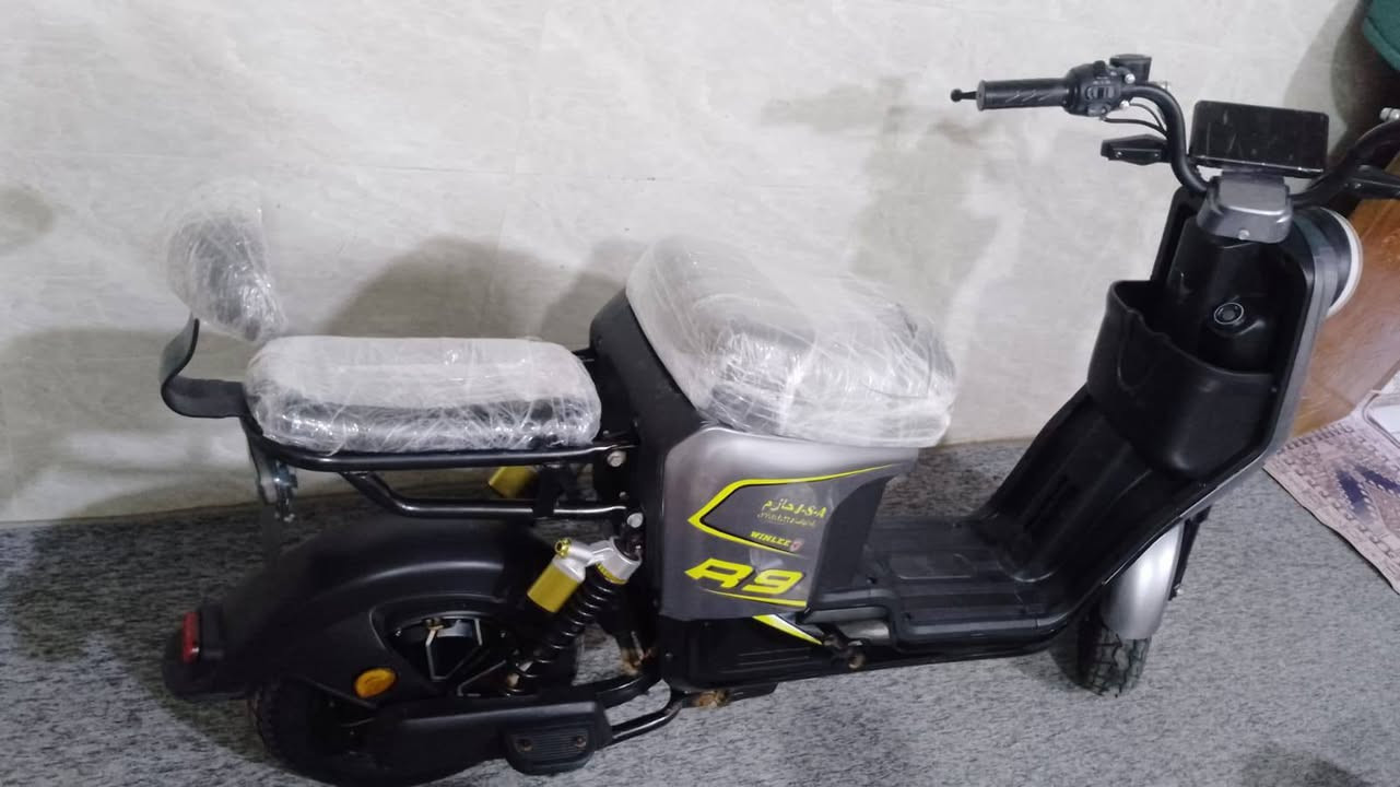 درجه شحن R9
5 بطاريات
ونلي
16 انبير
درجه نضيفه وكيلل  درجه ما صالي  سبوع من مخذه مديل 2025 
سعر 450 وبيه مجال الطيبين 
العنوان البصره شط العرب رقم ***********
