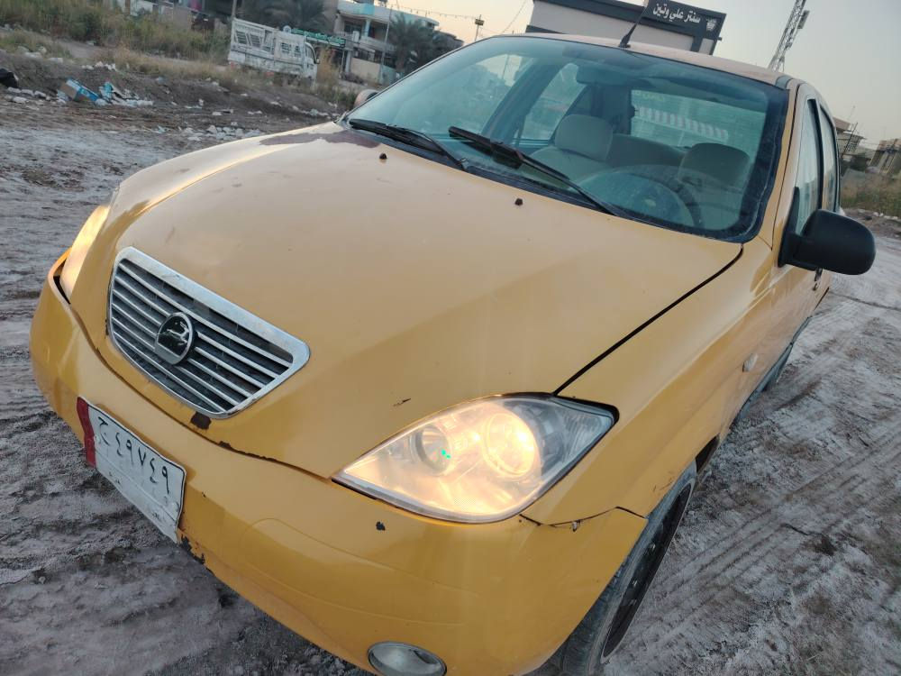 طيبه 2015 رقم بغداد مشروع وطني مصفره من كلشي طخه جاملغ خلفي وشويه من الباب موضح بلصور الباقي مكفول من الضرر والخياس والصبغ كير محرك جديد تدفئه تبريد غرفه جديده تراي زيرو السعر 33$ وبيها مجال للاتصال *********** مكاني بابل الحصوة حلة, بابل
