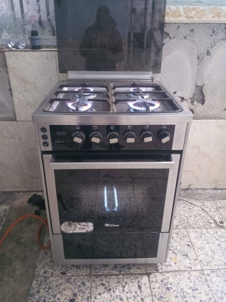 .
طباخ مصري حديث شغال 

 فرنه فوك جوهة مابي أي ضرر

سعر 75

مكان مدينه الصدر 

تواصل واتساب 

***********
