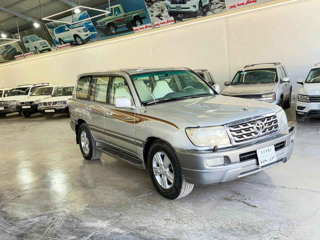 مونيكا موديل 2006 فول موا سه فات سيا ره كه بو ياغ عامه به لام پيش و پشتى هيجى نيه  كيرو مه كينه و ته قه و ره قه و ده بل ئه كسلو هه موو به شه رته ٤ تايه وويلى نوى له بنه    مالى دو وسته به ناوى خومه هه موو كيانى به شه رتهً
سعرى 145
***********
*********** كويسينجاك, أربيل
