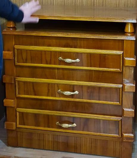 غرفه نوم فول نضافه مستعمله بس 3اشهر اخذته 2250 اريده ب2000
‏‪***********‬‏ فقط واتساب
