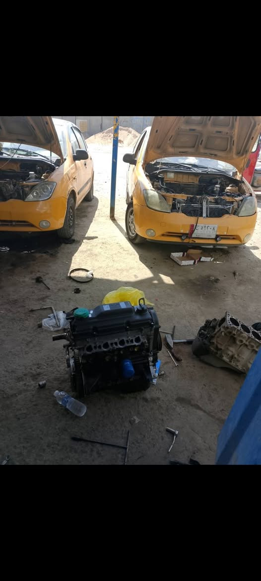 السلام عليكم شباب خدمات احمد الجبوري لتصليح كافة أنواع السيارة الاايراني تم صيانة  وتجفيت السيارات الاخ علي حكمت تجفيت درجة اولى رنك ويطغ ياباني وماقصرت بلشغل العنوان الزعفرانية نهاية اربع شوارع ***********
