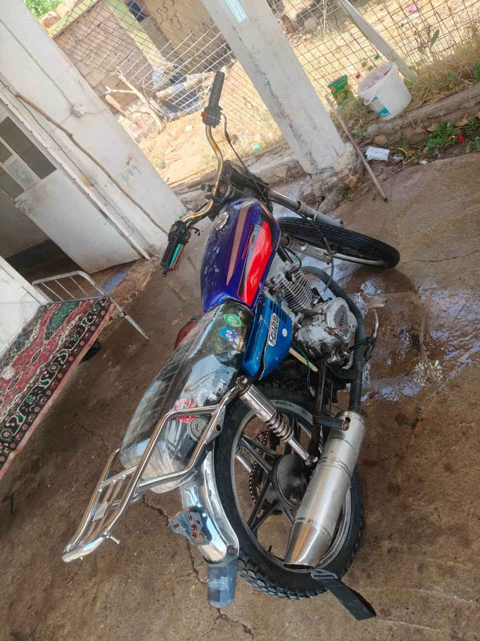 سيفان موديل ٢٠١٨نضيف محرك ١٥٠سعر ١٧٥و بي مجال  مكان البكر


**إذا كنت صاحب هذا الإعلان وتريد حذفه لأي سبب، رجاءا أرسل رسالة إلى الدعم الفني**