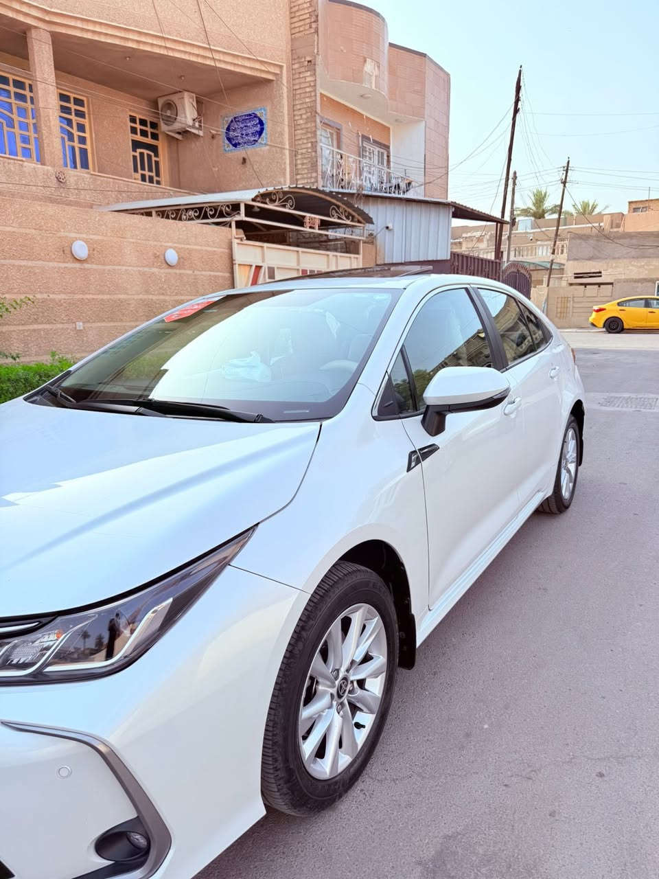 كورلا جيهان 2024 ماشيه 33km بعدهه بالضمان كلشي جديد بيهه الدسكات البطاريه التايرات بيه هذا البارد موضح بالصور كد اصبع و رصعه خفيفه كلش 
السعر ١٨٨$
***********
