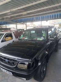 فورد اكسبلورر • ٢٠٠٠ • رقم اربيل