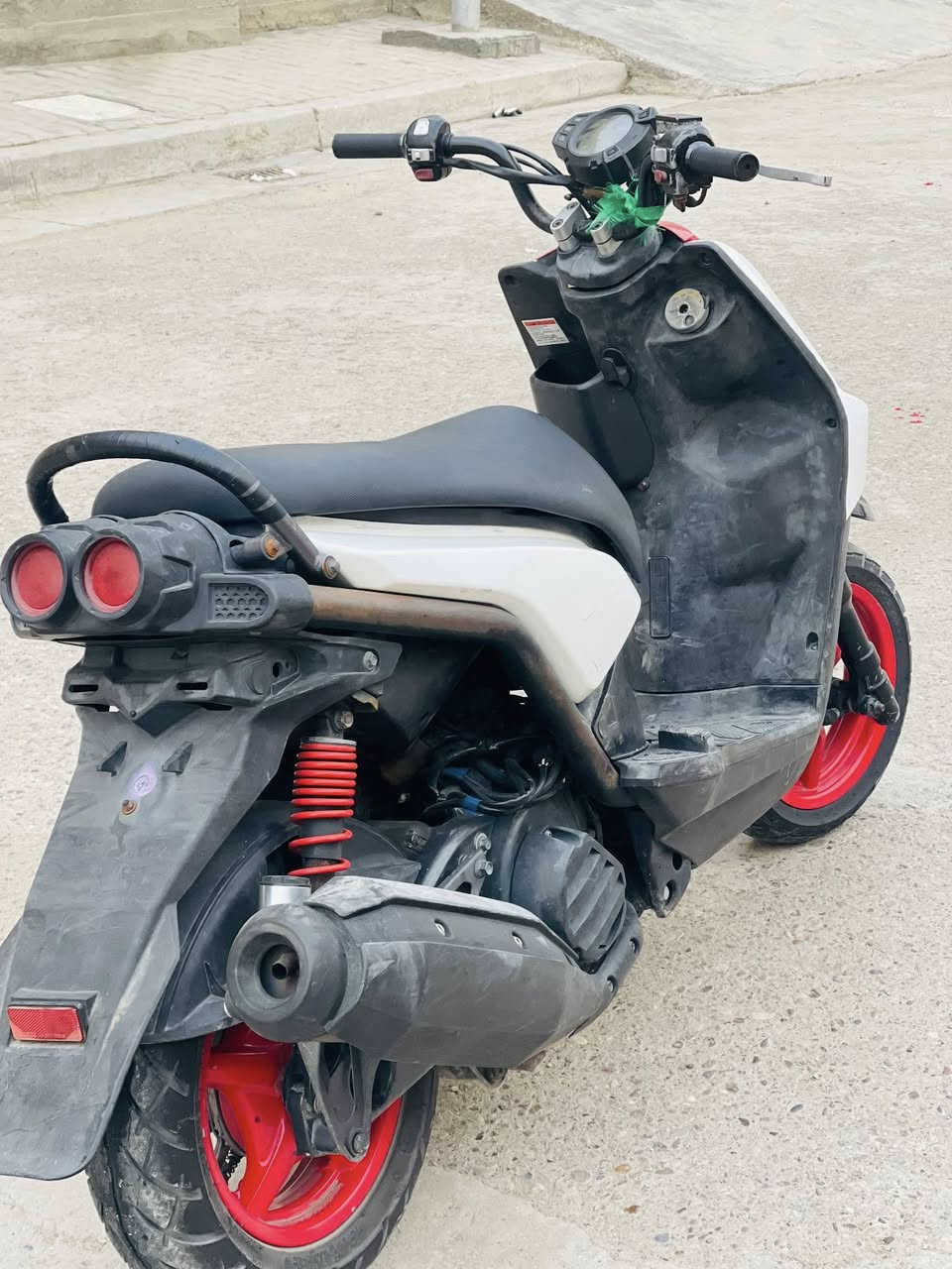 سلام عليكم سكنس جبلي  رمبه مامفتوحه  واحد 400وبيها مجال نتصال على واتساب وفقط ***********
