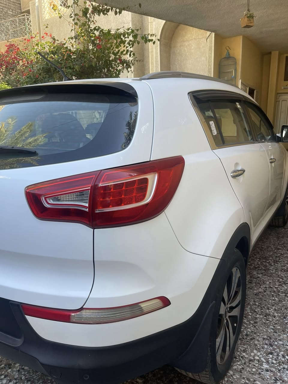 السلام عليكم سبورتج خليجي موديل 11 فول عدا البصمةباسمي بيهه مكانات بارد مكينة دوش ما مفتوحة ماشية 151 بيع أو مراوس باحدث عنواني بغداد ***********  السعر 140 وبيهه مجال
