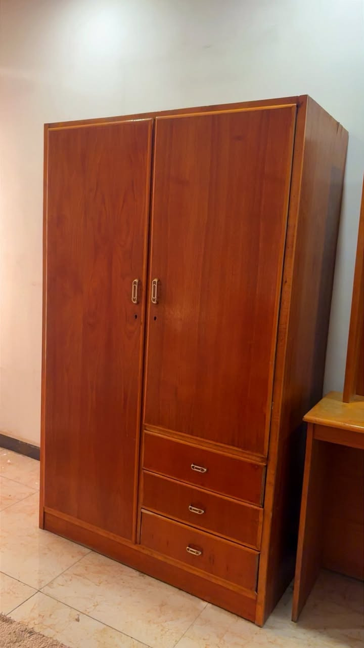 للبيع غرفه صاج نفر واحد درجه ممتازه سرير مخزن وميز تواليت وكنتور بابين السعر 250 الف مع دوشك أسفنج


**إذا كنت صاحب هذا الإعلان وتريد حذفه لأي سبب، رجاءا أرسل رسالة إلى الدعم الفني**