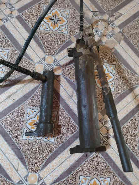 سلام عليكم للبيع مدكات اصليات مو صيني سعرهن 100
