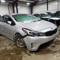 كيا فورتي موديل 2018 صور الحادث بالمنشور  رقم بغداد ماشيه 82 الف السعر...