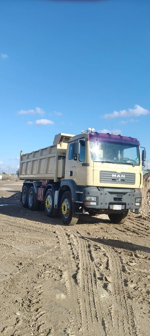 سلام عليكم مان للبيع موديل 2003بلادي كلاب  مكينه جديده لم ونزل  مجموعه جيف  كير مكفول شاصي مكفول   تخم تاير  المكان ديالى بعقوبه السعر 4 وبيه مجال رقم التلفون***********
