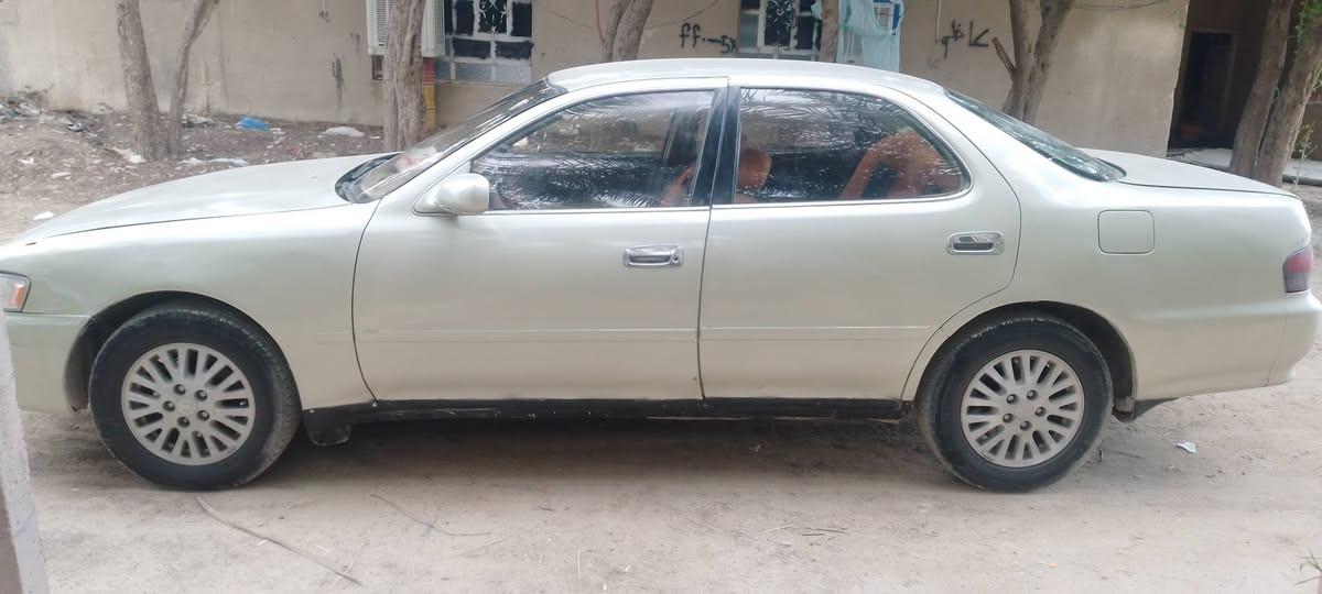 سلام عليكم كرسته نفخ موديل 95 رقم نجف مشروع وطني محرك 2ونص حدادية نضيفة كير جديد محرك جديد سنويتهة ناهية 2026 راعيهة نجف مداور ثاني يوم مصبوغة صبغ عام جمالية سعرهة 55 وبيهة مجال بسيط رقم الهاتف ***********
