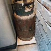 دبة غاز • مكاني انوار