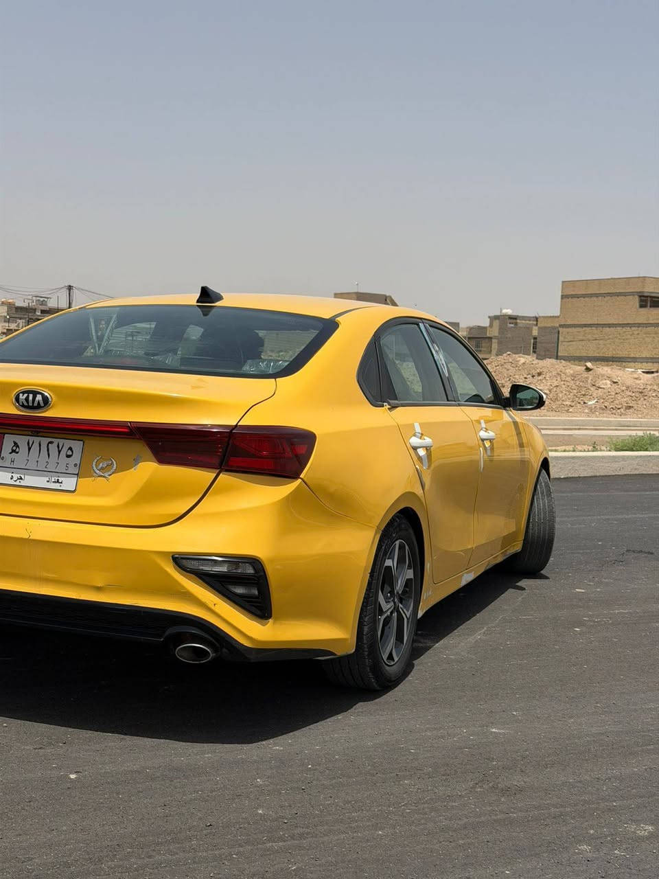 سلام عليكم شباب 
للبيع 🚘
كيا فورتي موديل 2021
اللون: أصفر
الممشى: 99 ميل
المواصفات: نص فل
السيارة بحالة ممتازة جداً،
محرك وكير كفالة ✅
لا تحتاج أي صرف، استخدام مرتب ونظيف.
السعر: 128 ورقة قابل للتفاوض بالمعقول.
واتساب 📞 ***********
