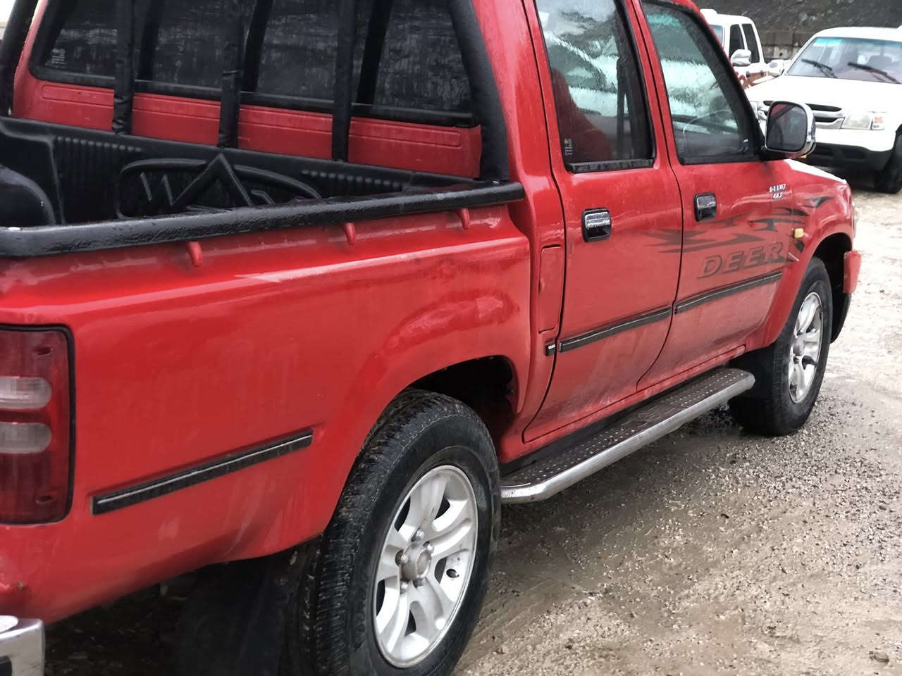 دێر مۆدێل ٢٠٠٩ مەنەفێس ئەسلی فسفۆر مەکینە بەخ گێر مەکینە  اکسل هەموشتی بەشەرت سەیارەکە لەسەر دەقی شەریکە ماوە ١پارچەی بۆیاخە لەسەر ساخە بێ ناوگرتن ٤تای لۆکی تازە لۆبەستراوو سەیارەکە نمونەیە لەجوانی داخیلی بەرەدەرگا دەژبول لۆک نمونەیە ١ دینار مەسرەفی تێدانیە نرخی ٥٠ وەرەقە کەمێک مەجال  ***********    ***********
