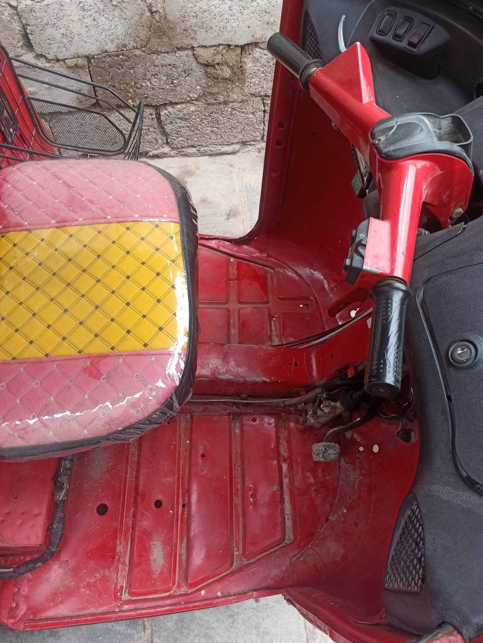 بياجو 18 اوراق كامله محوره محرك وضفيره باجاج 20 للبيع مليونين ونص مكاني بغداد زعفرانيه ‏‪0776 520 8540‬‏ بي وتس اب رقمي
