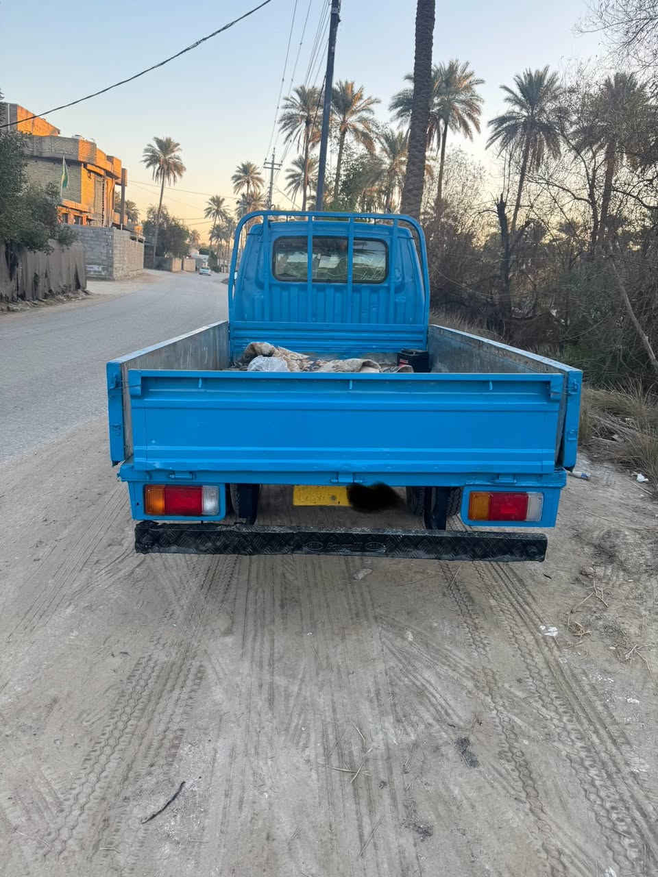 مساء الخير كيتا بنكو 94 محرك بي خيط بخار بدون تنقيص .كير اكسن شاصي مكفول ..تخم تايرات وباتري وسلف جديدات .رقم السياره اصفر انبار. راعيها ما اندله ابيعك هل موجود اتكفل سرقه او عشائر  سعر 19  مكان السياره كربلاء حسينية  ***********
