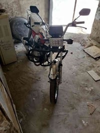 دراجه  ايراني  4كير بيها نواقص قليله سعر 350بيها مجال عنوان بياع شركه ...