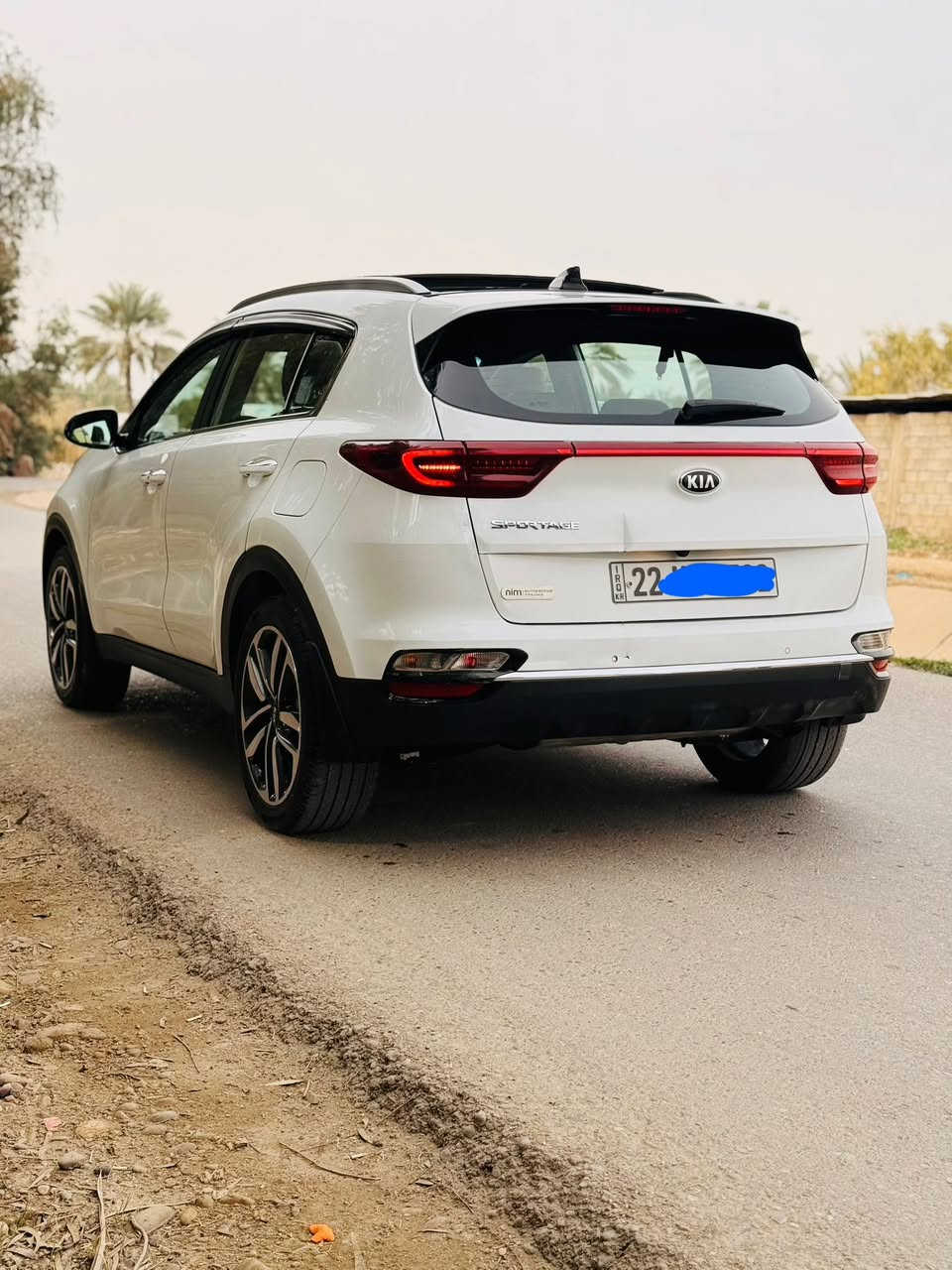 السلام عليكم للبيع 

خليجي (خليجي)
سبورتج 2020

فول للخير 1/1

بانوراما طكتين

بصمه
بصمه ابواب

سايد بريك بصمه
جنطه كهرباء
كشنات 2 كهرباء

جلد
شفتات ستيرن
تحكم ستيرن
شاشه كبيره
مري شفط

السياره فول الفول للخير ومكفوله كفاله عامه عدا الرصعه الي بل صندوك فقط

السعر.  .. 208 بلاش وبيه مجال بسيط

العنوان بغداد الكرخ

***********

*********** بي واتساب
