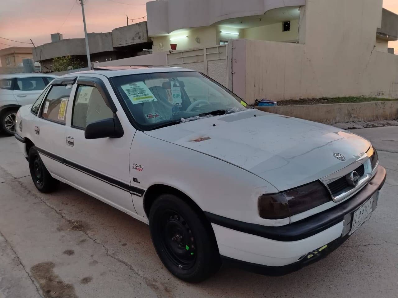 للبيع فكترا موديل91 اسليت سيارا قطر صبخ مابيها خيسا مابي ضرب مابيها سيارا محرك 16قايش عريض باور مكرك كاتم جديد صدر امامي خلفي جديد طخم تيرات جديد سيار جديد رقم بغداد سنويه مشروع وطني صاحب اب كركوك  شرط تحويل مكن كركوك سعر 28وبي مجال قليل حك جيا ***********
