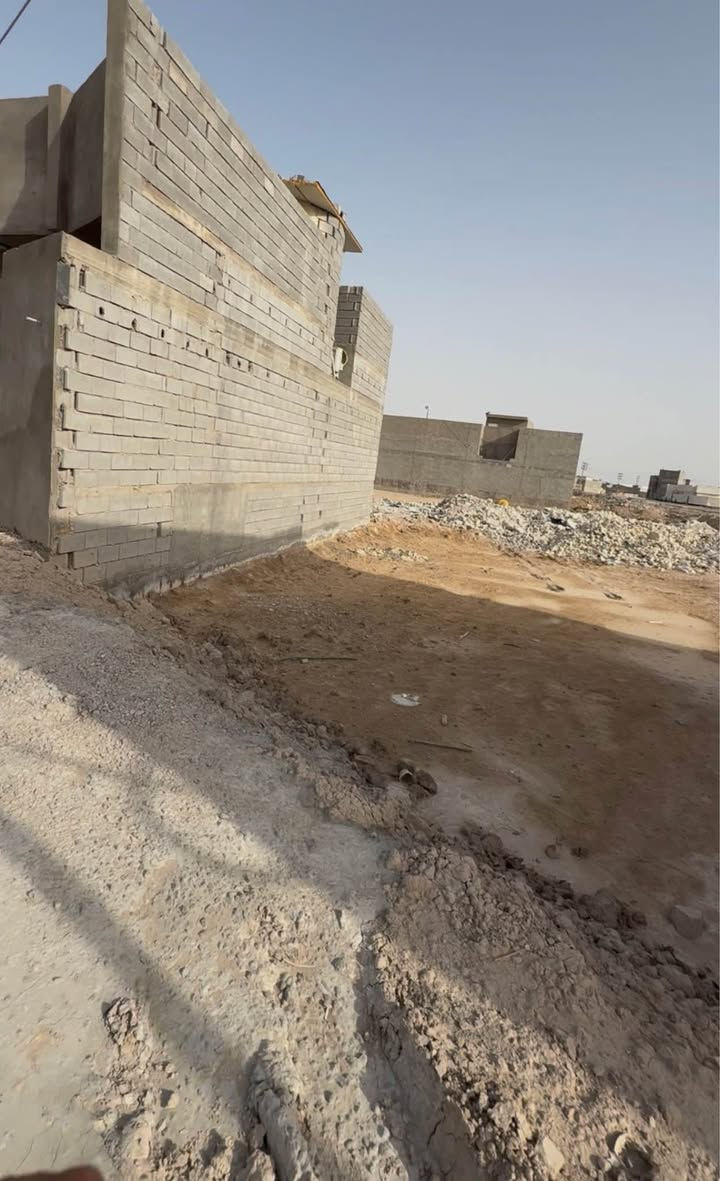 سلام عليكم 

قطعه ارض بسعر بلاااش بلاااش 😍📍 
190 متر 
الموقع خرافي 
ثاني قطعه عن السايدين مال شارع ٤٠

طابو صرف زراعي سند 25 بسم عراقي تتكاتب ويا مباشرتاً

العنوان أبي الخصيب مقابيل المحكمه الجديده مال ابي الخصيب
جميع الخدمات متوفره 
السعر 30 مليون و بي مجال للشراي 
لتواصل *********** صادق للاستثمار العقاري البصرة, العراق
