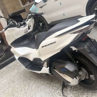 شباب دراجه pcxجيل رابع ياباني مكينة 160 ماشيه 21الف دراجه وكاله نضافه ...