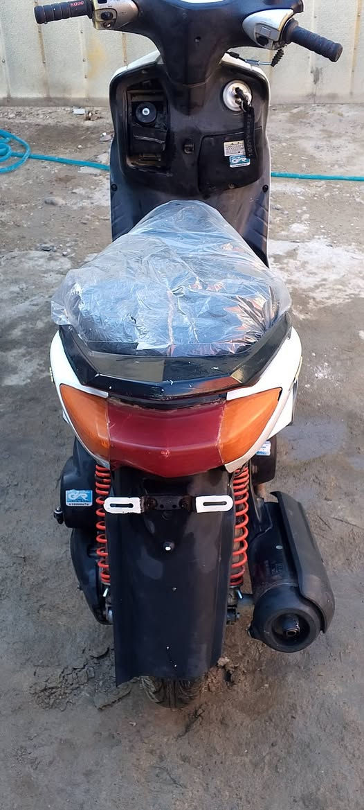 السلام عليكم دراجه سكنس نثيا 110 دراجه حلوه جاهزه مكينه جديده كهربائيات كلها شغاله كيج البنزين والكيلو متر كله شغال اي نقص ما بيها سلف هندر شغاله *********** عنوان بغداد البياع السعر 350 وبيها مجال
