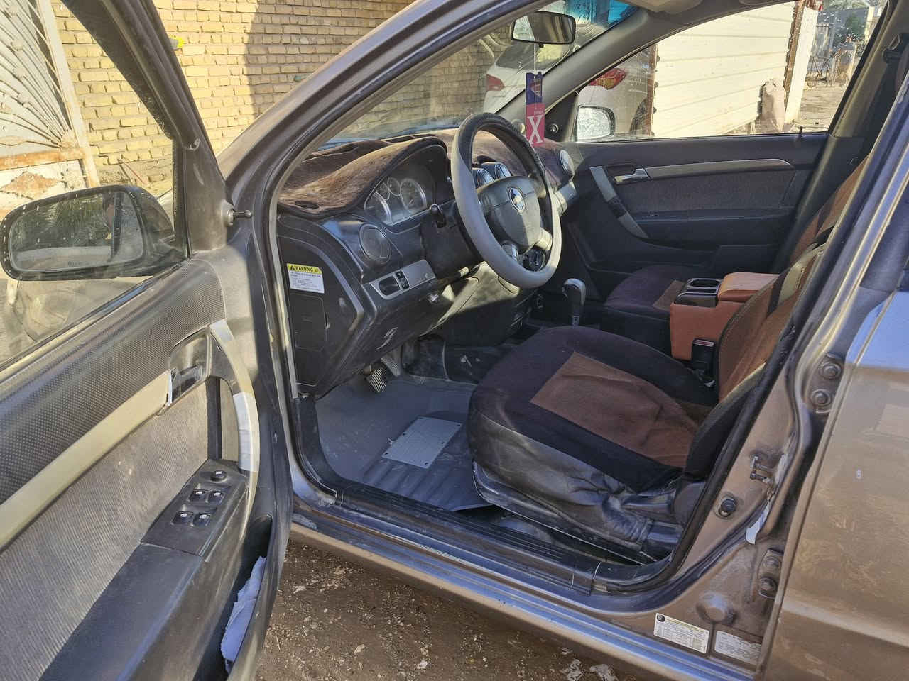 السلام عليكم
افيو بغداد رقم انكليزي 2009 اوتوماتيك كير ومحرك مكفولات حداديه تخم تاير باتري جديد تبريد ثلج مكفوله من الضربه  بيه كم قطعه صبغ ابيع احزام 

السعر 52

***********

القاسم /ناحية الطليعه
