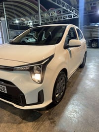 للبيع كيا بيكانتوا 2024 ماشية 6000 فقط مواصفات تحكمات شاشة كامرة مري ك...