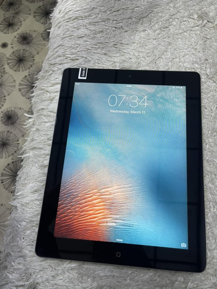 ئایپاد ئەپڵ
گەیت ٢
١٦ گێگا
زۆر خاوێنە نەکرایتەوە کەپسە 
سحری: ٨٥ هەزار


**إذا كنت صاحب هذا الإعلان وتريد حذفه لأي سبب، رجاءا أرسل رسالة إلى الدعم الفني**