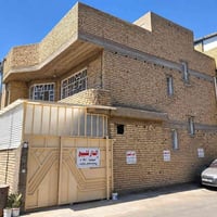 للبيع بيت كامل المواصفات والخدمات شارع تجاري ركن مساحه ١٤٠ متر اي استف...