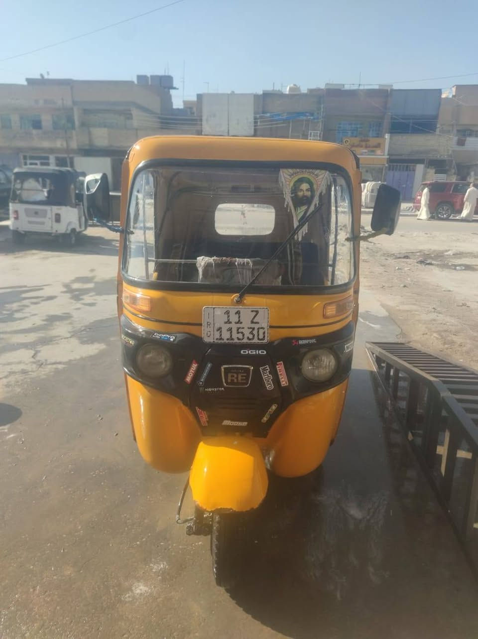 تكتك للبيع مديل ١٨ بشهر ال١٢ يوم ٢٤ يعني بعد ٦ ايام تدخل ١٩ تكتك معمره ومصبوغه وجاهزه للشارع اي نقص ما بيهه مكينه ٢٠ خير من الله وكهربائيات كلهه شغاله وجديده تكتك مال جناي ما متعوبه ومصروف عليهه هاي كدام عينكم ب5350 بيهه مجال بصيط ***********
