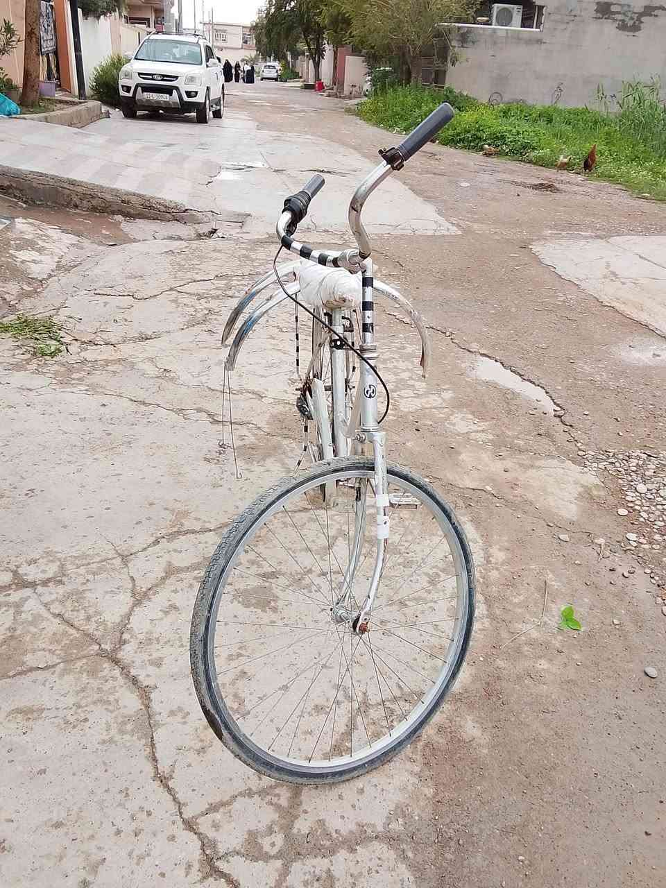 سلام عليكم بايسكل للبيع نظيف سعر 40وبي مجال مكان خانقين تعالو خاص


**إذا كنت صاحب هذا الإعلان وتريد حذفه لأي سبب، رجاءا أرسل رسالة إلى الدعم الفني**