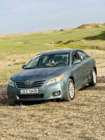 تيوتا كامري ياباني اصلي 
الموديل 2010 وارد كندي 
سعة المحرك 2500
مواصفات السياره LE
شاشه كبيره 
حساسات خلفيه 
تبريد قطعه واحده
مانع انزلاق 
وباقي المواصفات المعروفه
حادث باب السائق موضح في الصوره والباقي كفاله 
رقم الهاتف :***********
السعر : 110$
