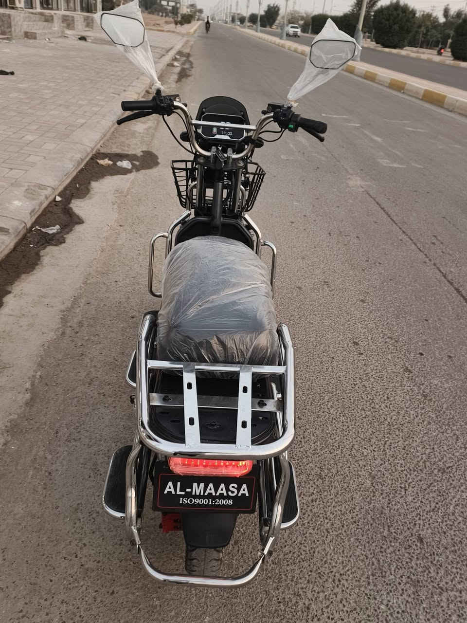 سلام عليكم شباب البيع موطور همر جبلي شركة الماس موطور كامل فول على شغال على فحص موطور موديل 25معنى كله جديد 6بطاريات شرط فحص سعر 700 مكان الرمادي التاميم الاتصال على رقم الهاتف ***********
