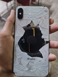 ايفون X • ٢٥٦ جيجا • بطارية ١٠٠٪