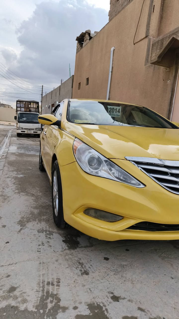 للبيع سوناتا موديل 2011
سعر ٨٣
رقم ***********
