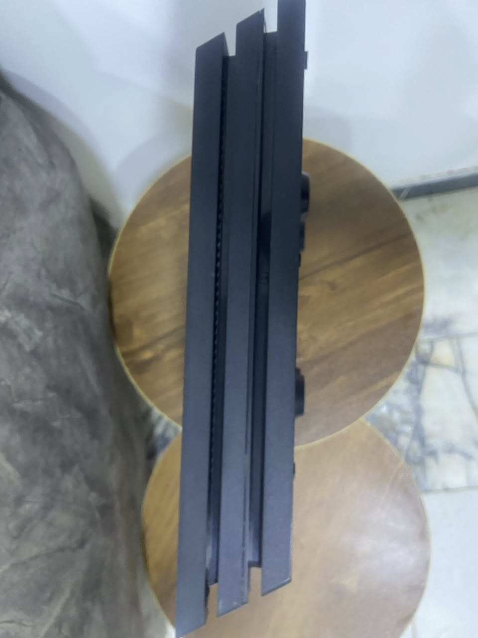 للبيع PlayStation 4 Pro 1TB
الجهاز نظيف جدًا وما مفتوح أبد
يشتغل ممتاز بدون أي مشاكل أو حرارة

المحتويات:

* 1جوستكات اصلية
* قاعدة تبريد
* كافة الوايرات الأصلية

الجهاز جاهز للشغل والفحص متوفر
السعر:375 ألف قابل للتفاوض للجادين فقط

للمهتم يراسل خاص


**إذا كنت صاحب هذا الإعلان وتريد حذفه لأي سبب، رجاءا أرسل رسالة إلى الدعم الفني**