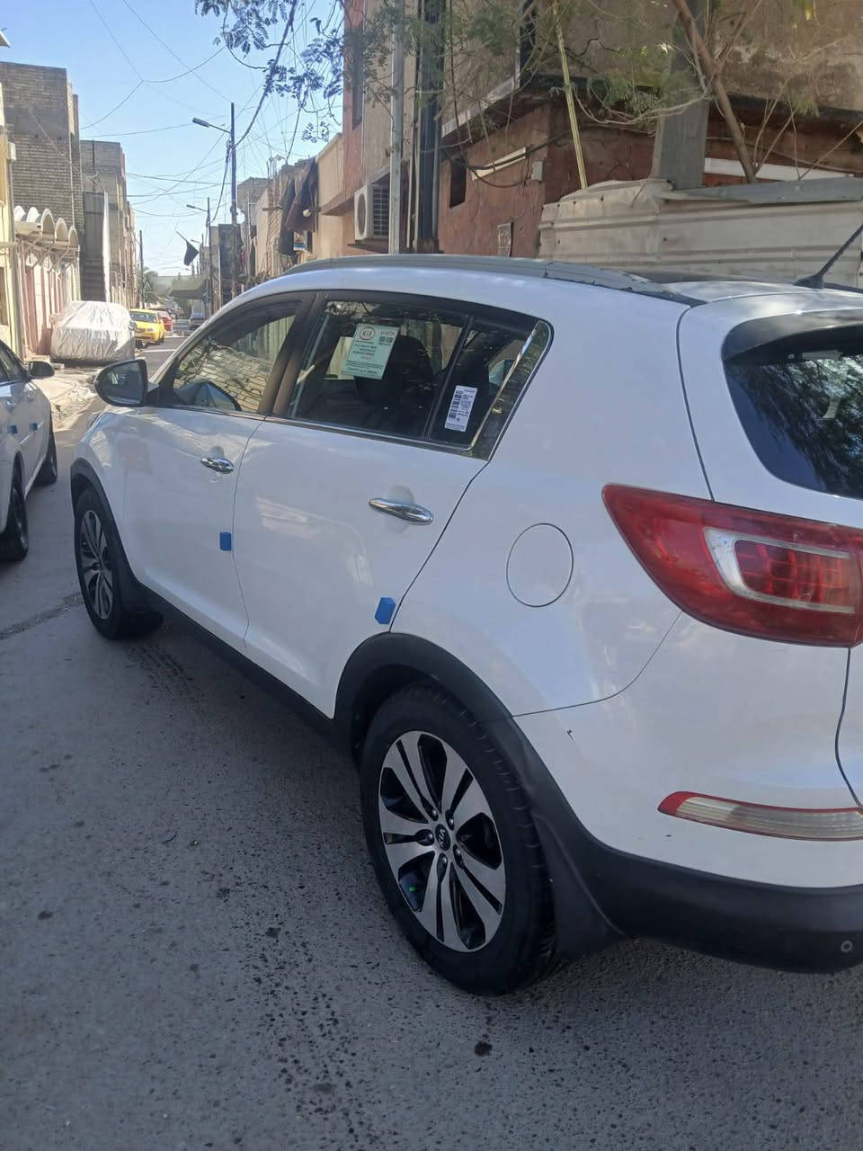 سبورتج موديل 11 ماشيه جاهزه من كلشي ماشيه 180 الف سياره ما نقصهه كلشي سورنهه موجود ضمن الصور تحويل ثاني يوم مكاني بغداد السعر (125$) للاستفسار الاتصال ع رقم ***********
