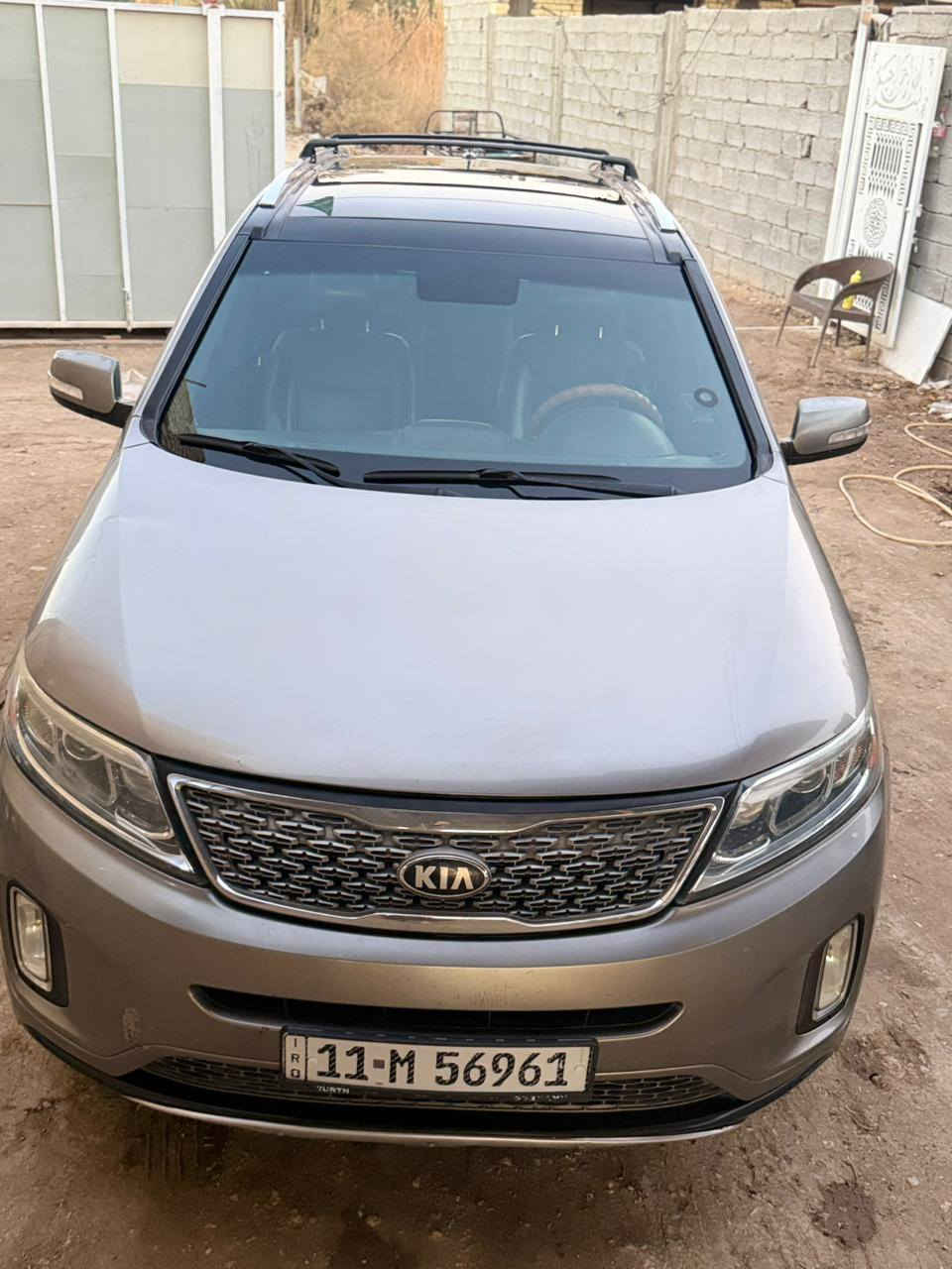 سلام عليكم للبيع سورنتو 2015 فول مواسفات فئهSXL فول بيها 4قطع جاملغ ايسر وباب وباقي ملاون سياره جاهزه سعرها 143 وبيه مجال  تجي وتشوف مكينه لا تبخير لا تنقيص 6 سلندر السياره وارد امريكي للتصال والاستفسار اكثر ***********
