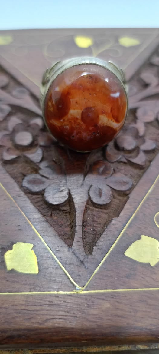 سلام عليكم سليماني احمر قديم للتواصل واتساب ***********
