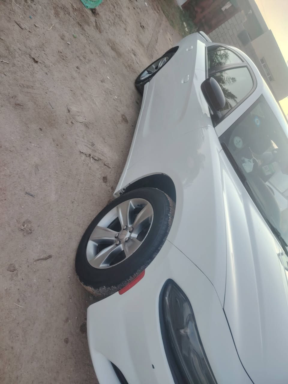 السلام عليكم دوج جارجر 2019 ماشي170 الف مايل موصفات SXT محرك 3600cc شاشا جبيره كشن كهرباء وتدفئه حساس وكامره خلفيه تشغيل عن بعد حادث السياره امامي مبدل   بنيد رقم السياره بغداد د وهزه جديده مكانها بغداد  كاظميه 
 الأتصال ***********

