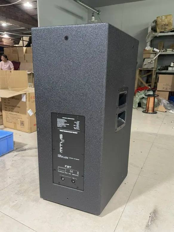 توفرت RCF 715 السعر مليون الزواج
EV ابو الشريحة نوعيتين 
600الف الزوج واكو ب 550
FBT
نوعيتين نوع ب 550 وثاني ب 600
لتواصل عبر الواتساب 
***********
