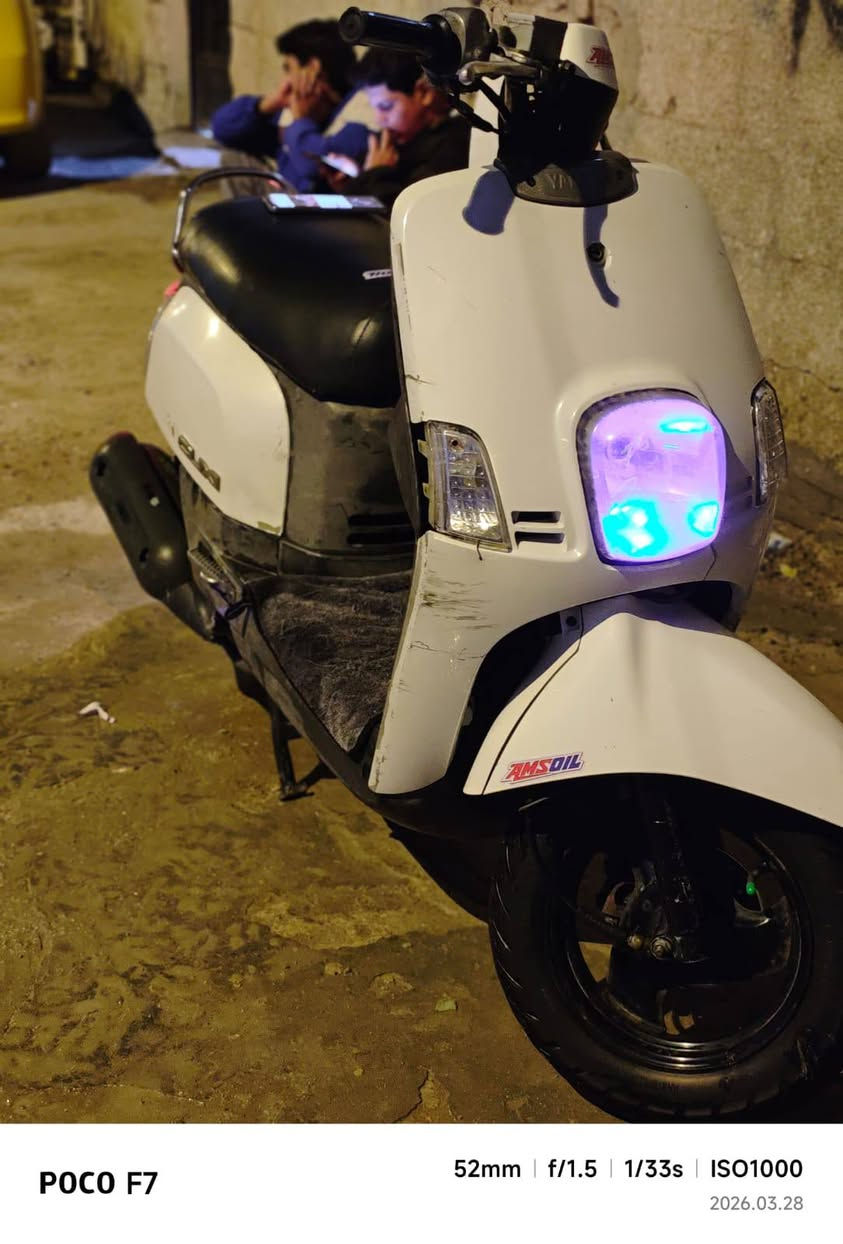 بوليس للبيع الدراجة كاملة سلف هندر اشاير كل كهرباءياتهة شغالة ملاحظه كابريتر تجاري بغداد الحبيبية السعر 700وبيهة مجال ***********
