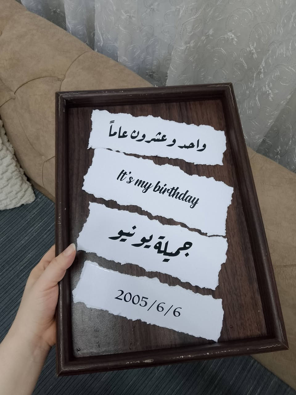 كارت حجم كبير كتابة حسب الطلب سعر الفين 
قصاصات ورقية كل 6 قصاصات ب3
@إشارة


**إذا كنت صاحب هذا الإعلان وتريد حذفه لأي سبب، رجاءا أرسل رسالة إلى الدعم الفني**